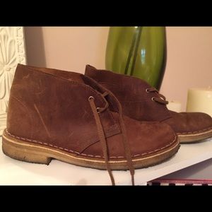 Clarks desert boots 🌵
